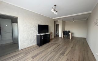 Bucatarie inchisa. Curte proprie. Cu 2 bai - Poză 2