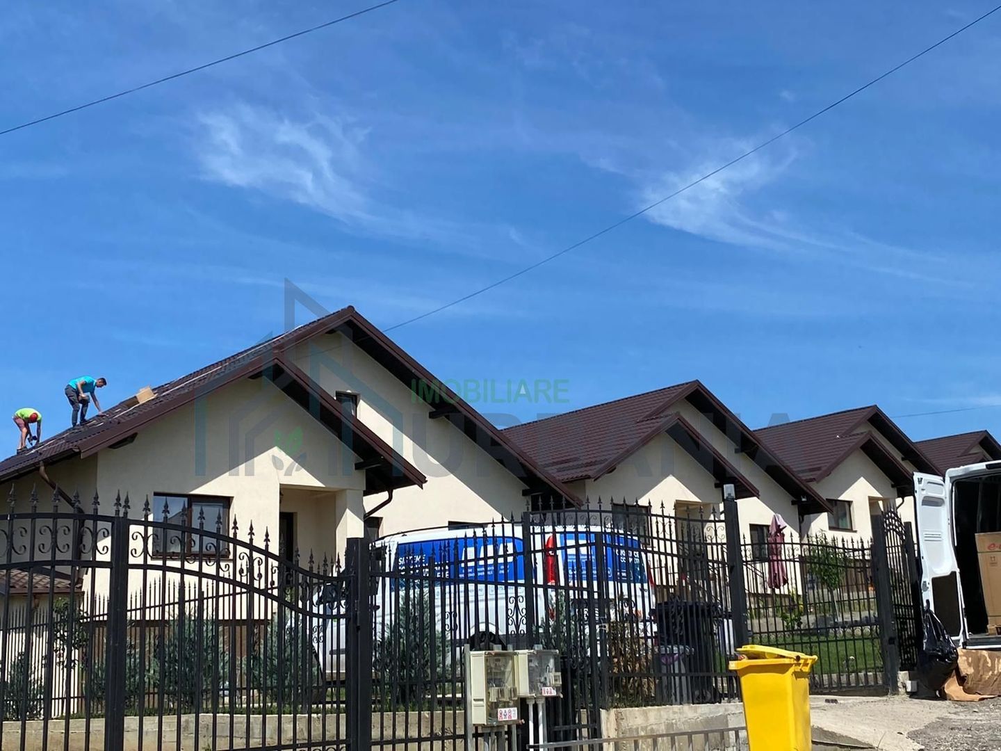 Casa cu piscina de vanzare, Valea Adâncă - Poză 1