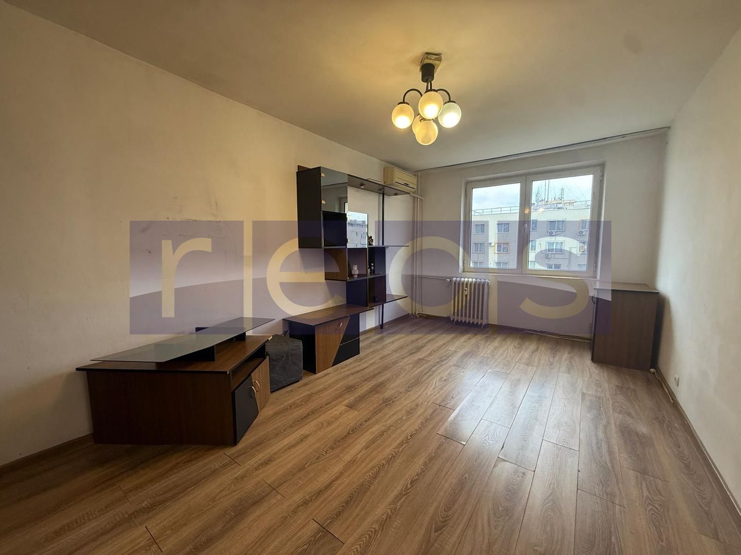 OPORTUNITATE DE VANZARE APARTAMENT 3 CAMERE ZONA TEI 2 BLOC 1982 - Poză 3