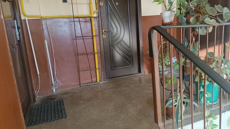 Vând Garsoniera Micro 17 - Poză 1