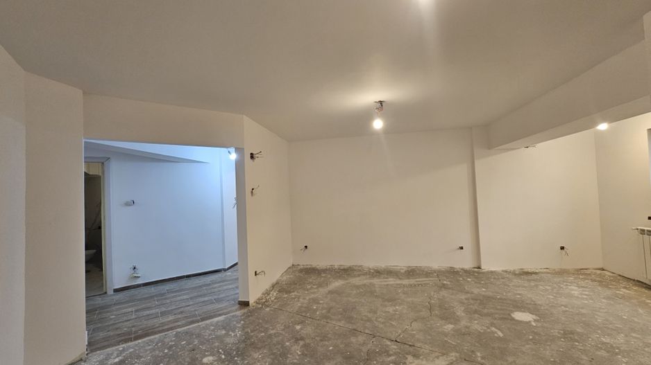 Apartament 3 camere de vânzare – Zona Boema, 98 mp Complet renovat - Poză 5
