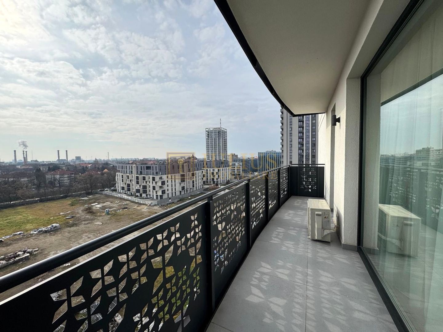 Central, centrala proprie, Monarch - Poză 1