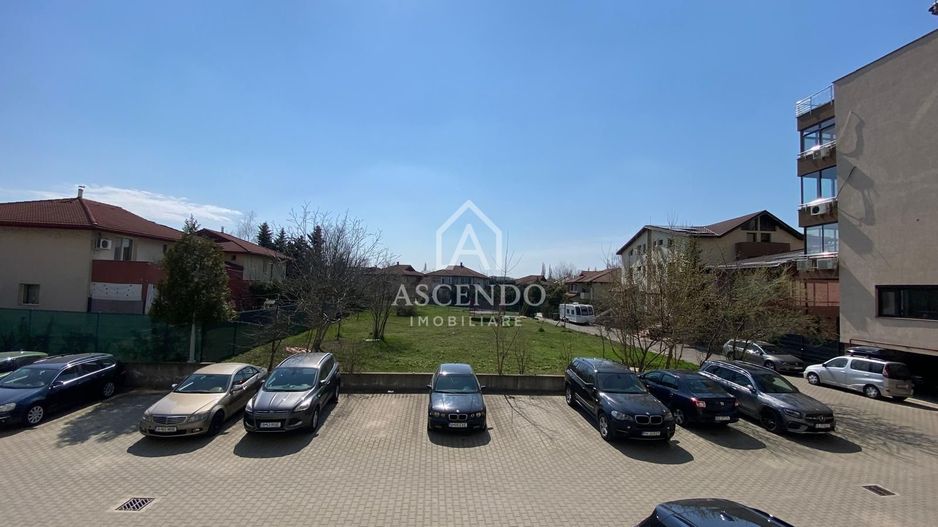 Apartament 3 camere, 2 bai premium mobilat lux , cu parcare inclusă - Poză 28