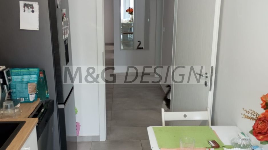 3 camere confort 1 zona Neptun -Giroc etaj 2, bloc cu lift - Poză 3