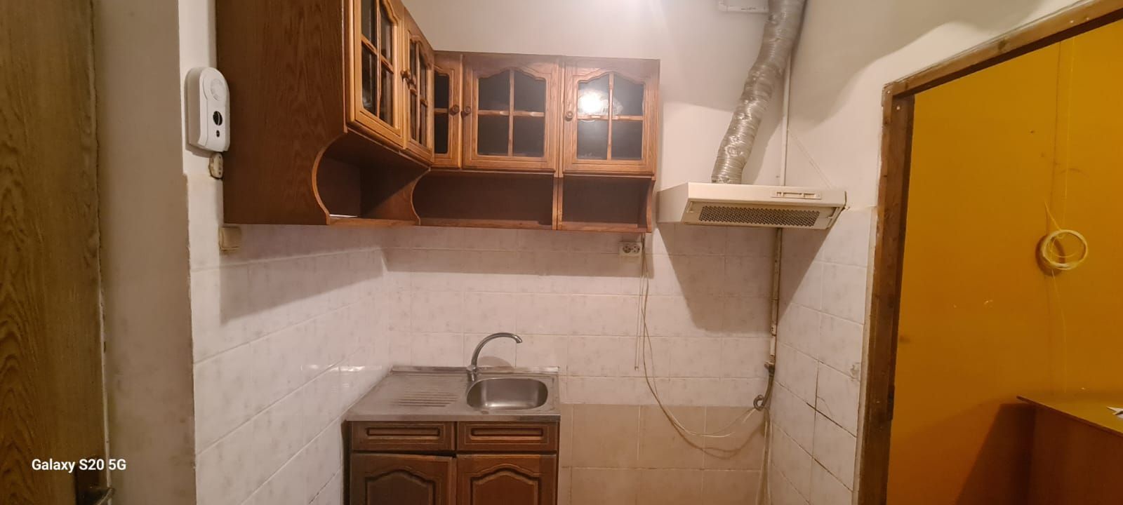 Camera cu baie si suprafata de 20mp in Noua - Poză 6