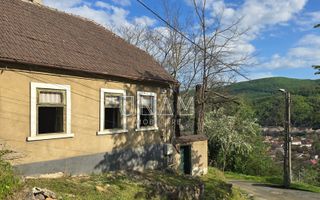 🏡 Casă accesibilă cu priveliște frumoasă în Reșița! - Poză 3