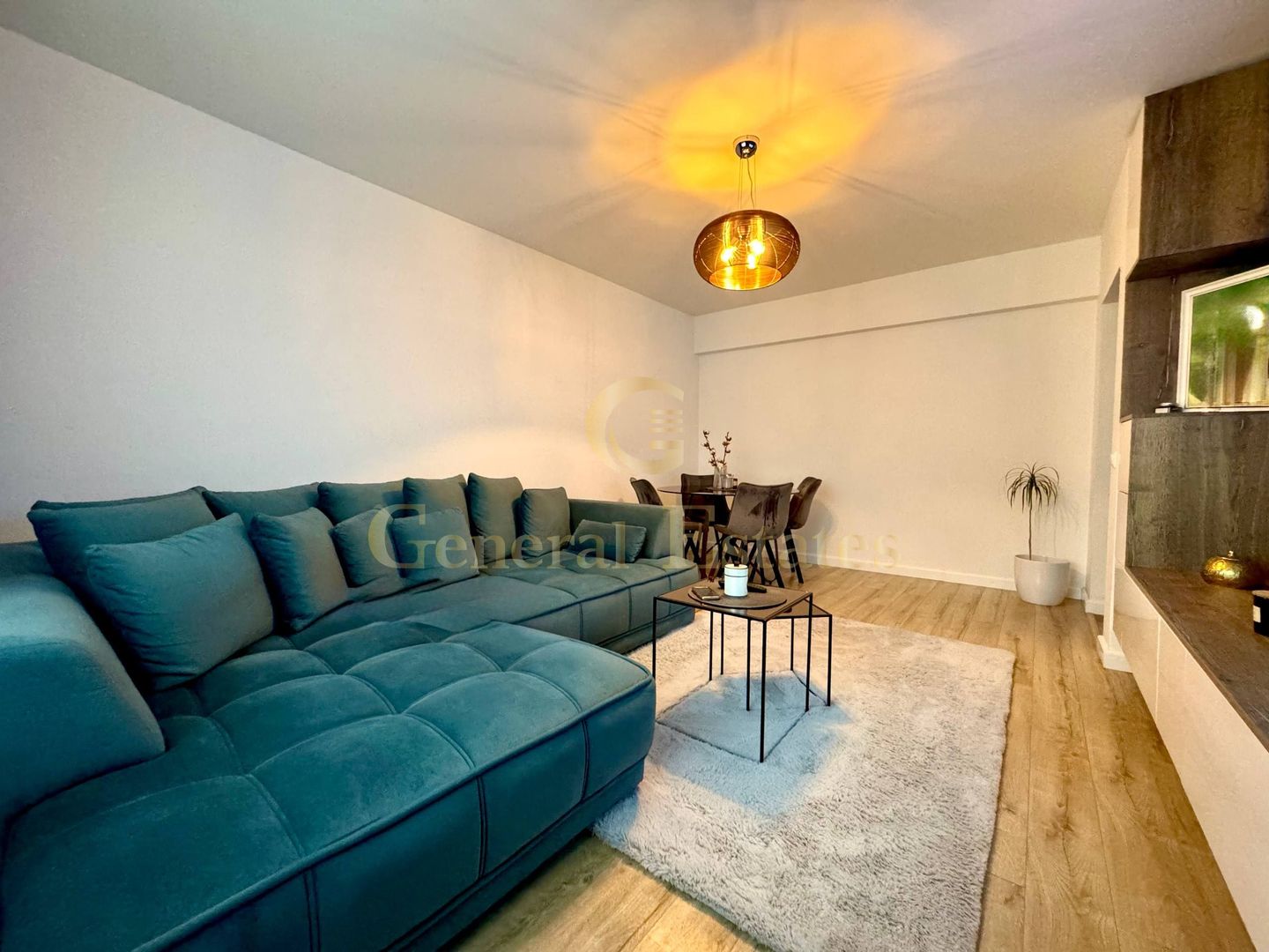 Vânzare apartament - 2 camere, 53 mp Complet mobilat si utilat tehnic - Poză 1