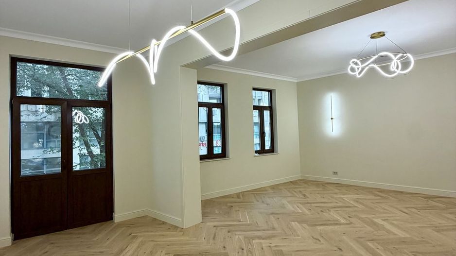 Apartament 4 camere Mihai Eminescu Piata Romana vila interbelica - Poză 1