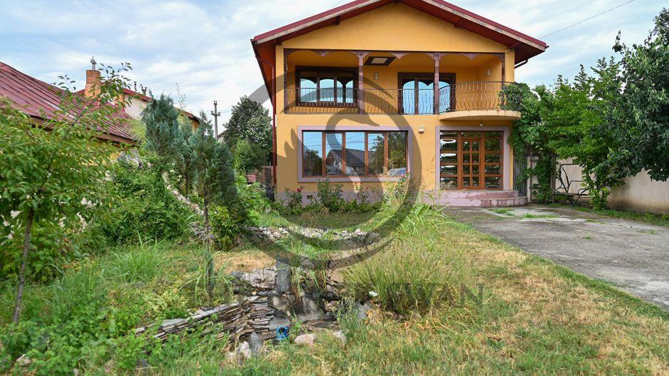 Casa cu 5 camere de vanzare | Teren 930 MP | Bărcănești | Comision 0% - Poză 3