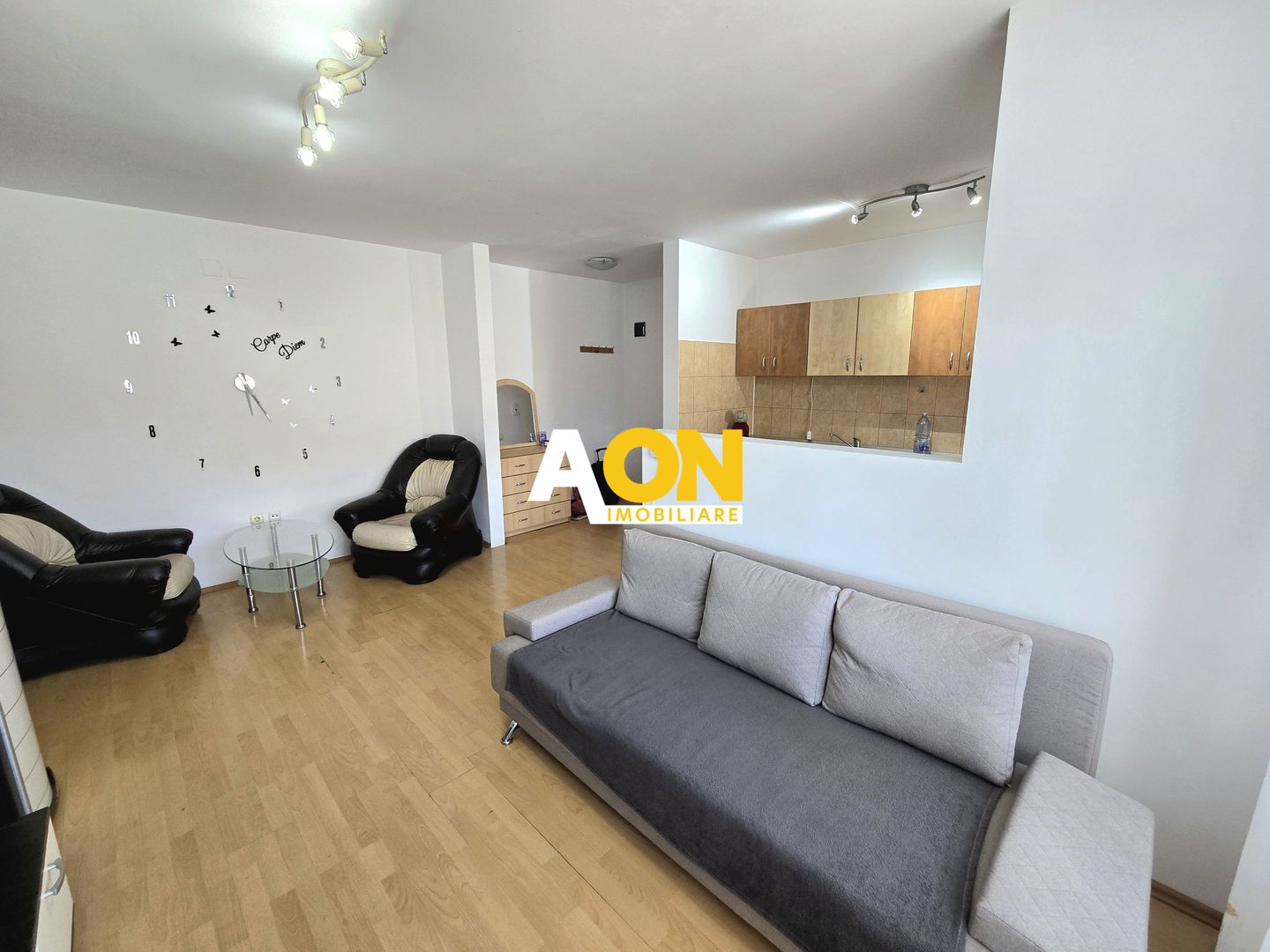 Apartament cu 2 Camere, Etaj 1, Loc de Parcare, Zona Centru - Poză 4