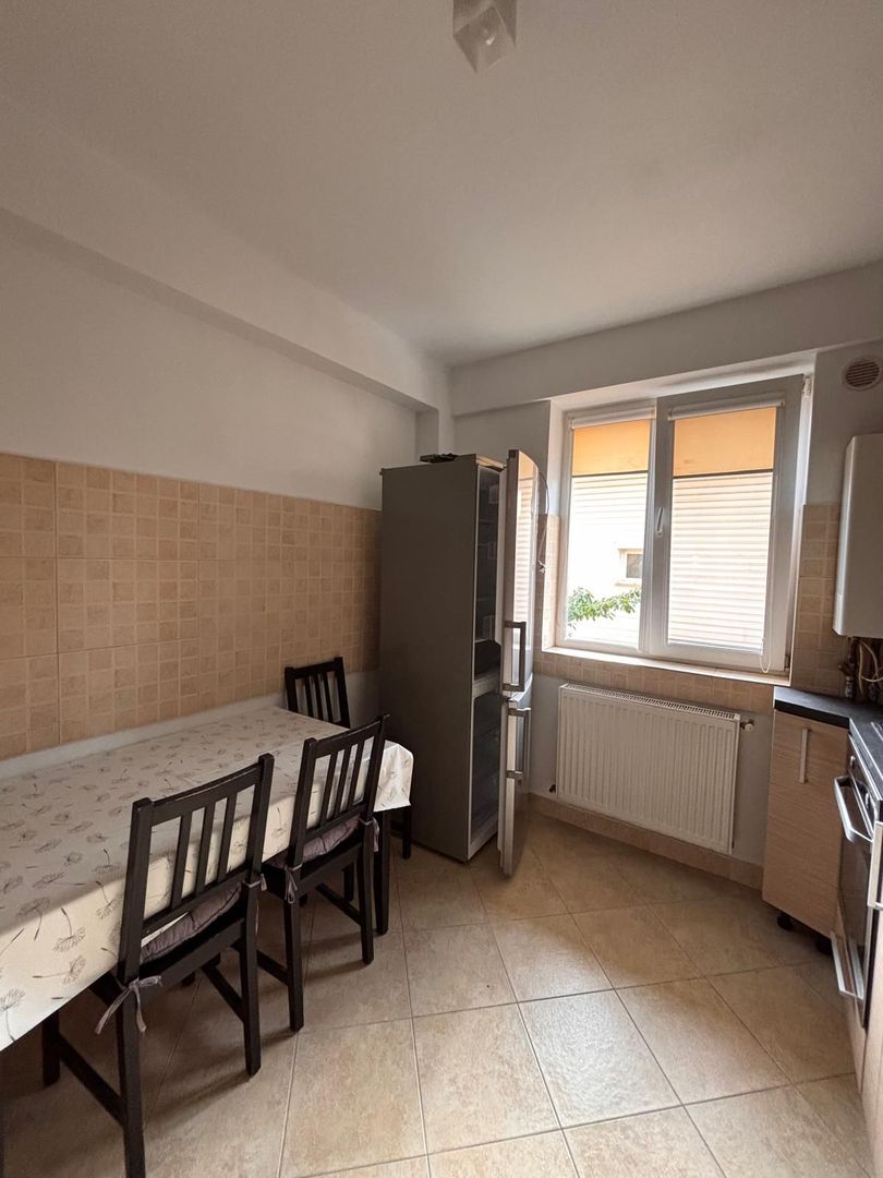 Apartament 2cam, decomandat, centrala proprie, parcare privata, metrou - Poză 9