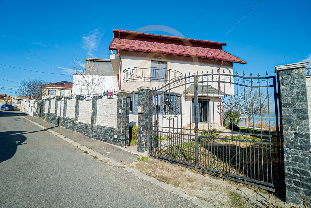 Năvodari - Casă exclusivistă cu ponton privat – Primul rând la lac - Poză 47
