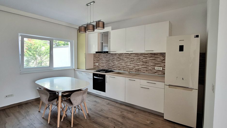 Locuinta insiruita cu 3 camere in Dumbravita - Poză 8