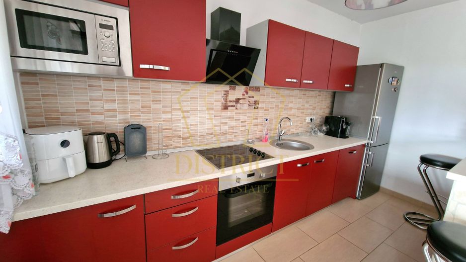 Casa individuala impartita in 2 apartamente | Ianova - Poză 3