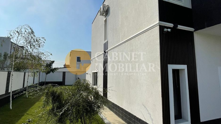 Vila Moderna - Piscina exterioara - finisaje PREMIUM - Poză 4