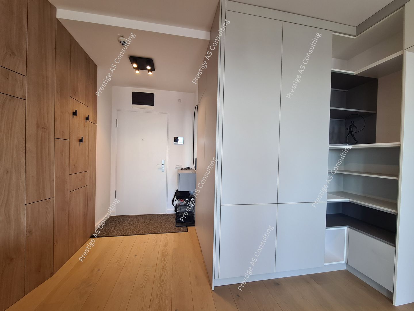 ISHO - Apartament 2 Camere cu parcare subterana si vedere panoramica Etaj 16 - Poză 5