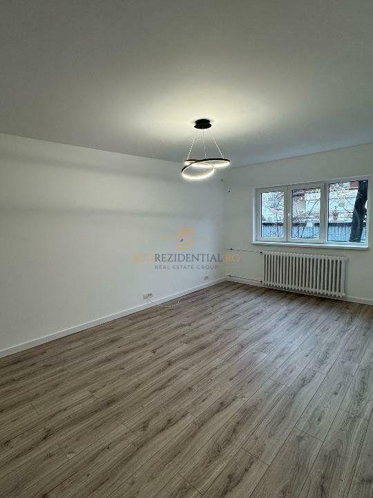 Apartament cu 3 camere, decomandat, renovat, Sector 5, Comision 0% - Poză 4