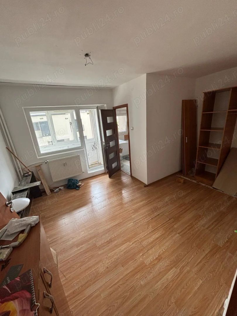 Garsoniera zona Dristor - Rm Valcea - Poză 1