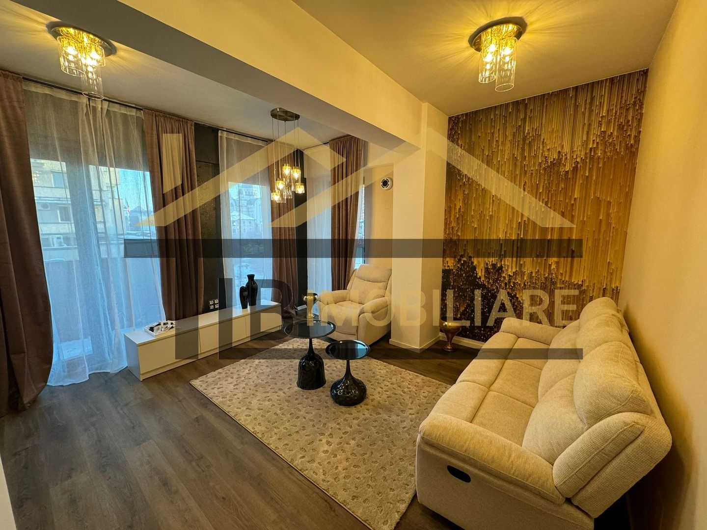 Apartament de 3 camere, Lux, 65 mp, Zona Ultracentrala - Poză 1