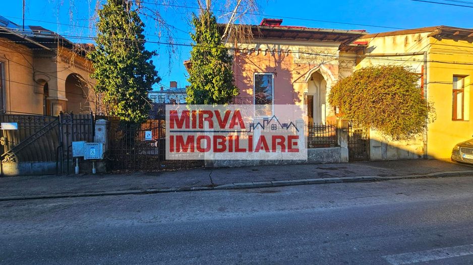 Casă cu arhitectură interbelică, 5 camere, teren 409 mp – Central - Poză 6