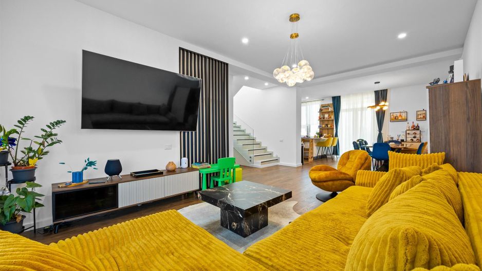 Casa noua| 4 camere | utilata mobilata modern | Sanpetru Brasov - Poză 2
