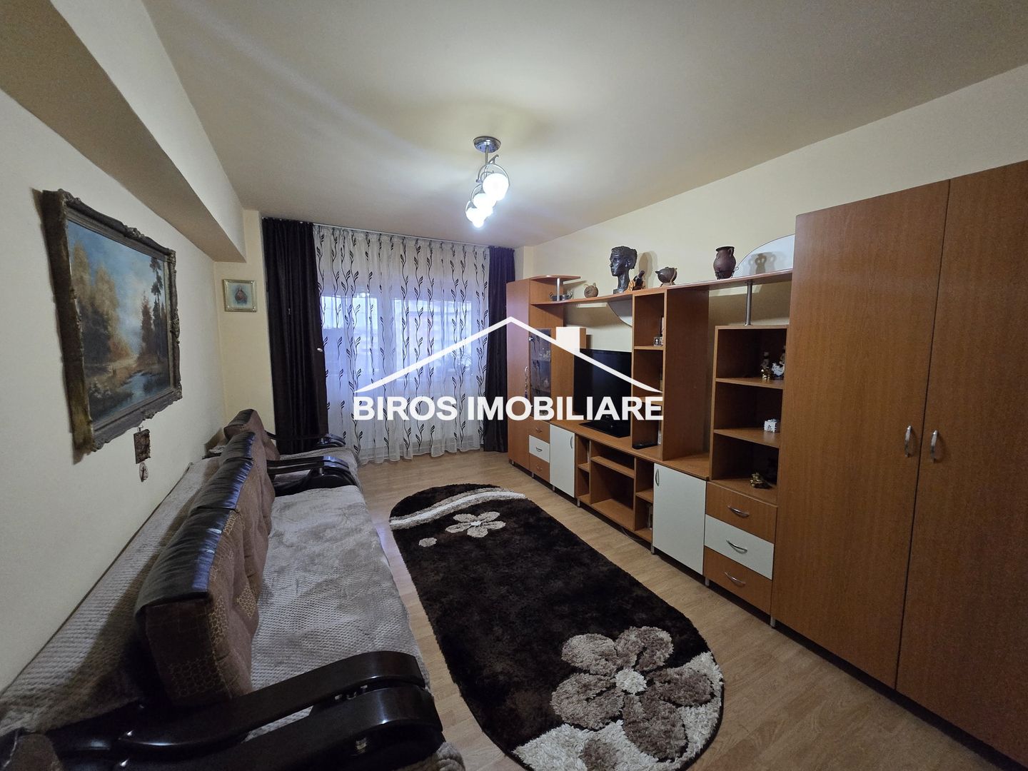 4 camere | Rovine – Părculeț - Poză 1