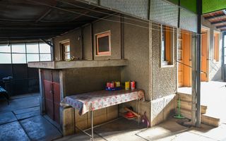 Casa cu 6 camere de vanzare | Zona Ultracentrala, Baicoi | Comision 0% - Poză 24