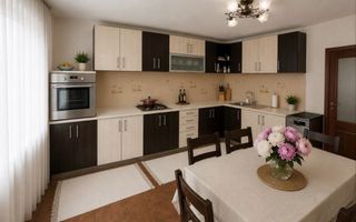 Casa de vanzare Tomesti, 4 camere, 2 bai, 119 mp utili, teren 580 mp, cu garaj si anexa - Poză 2