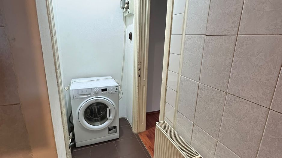 DE VANZARE GARSONIERĂ ÎN VILĂ | ULTRACENTRAL | CURTE | CENTRALĂ PROPRIE - Poză 8