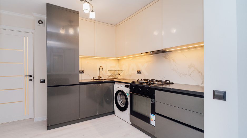 Se vinde apartament cu 3 camere, Botanica - Poză 1