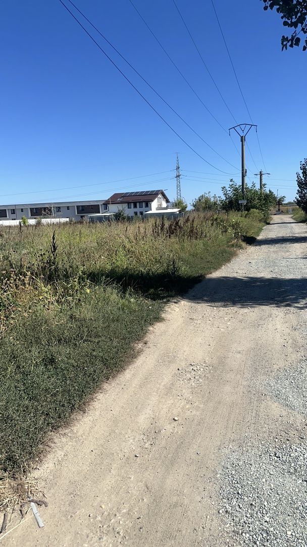 Teren intravilan 3645mp localitate 1 Decembrie zona rezidentiala - Poză 1