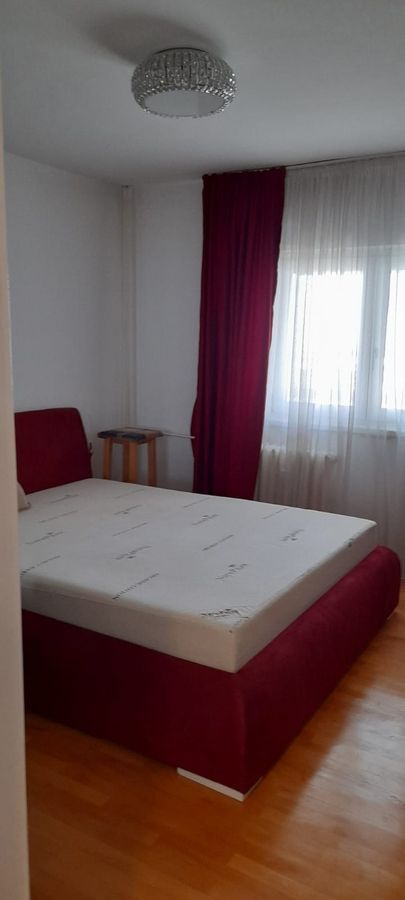 Închiriez apartament 3 camere, Piața Alba Iulia, mobilat, utilat - Poză 3