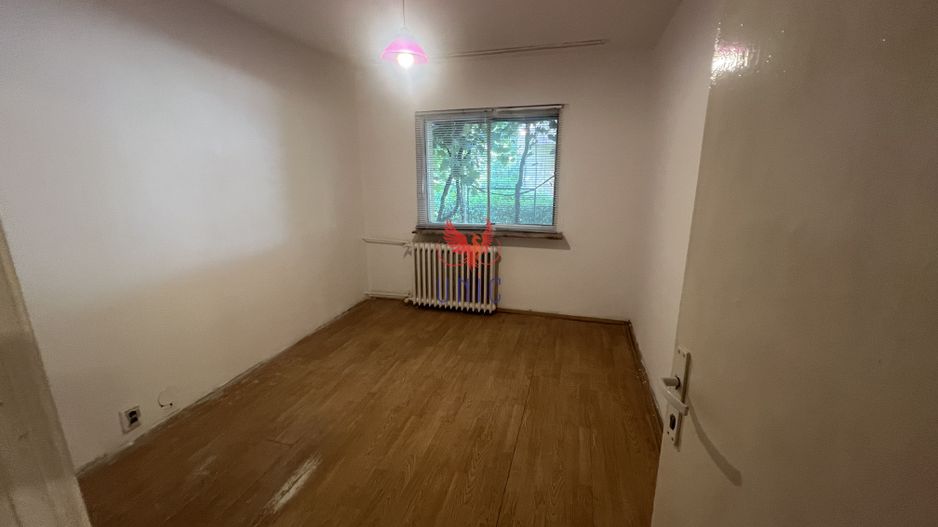 Apartament 3 camere, Rovine zona postei, Et P/4 - Poză 10