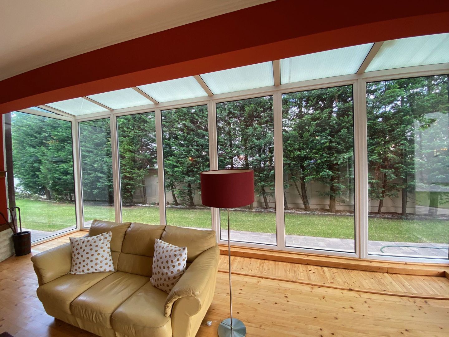 Generoasa si spatioasa - Poză 13