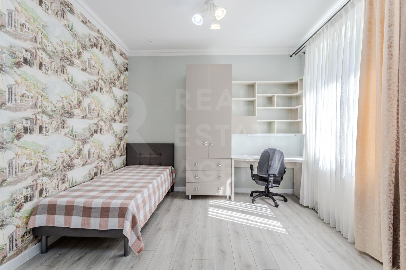 Vânzare, apartament, 2 camere + living, str. Pietrarilor, Telecentru - Poză 10