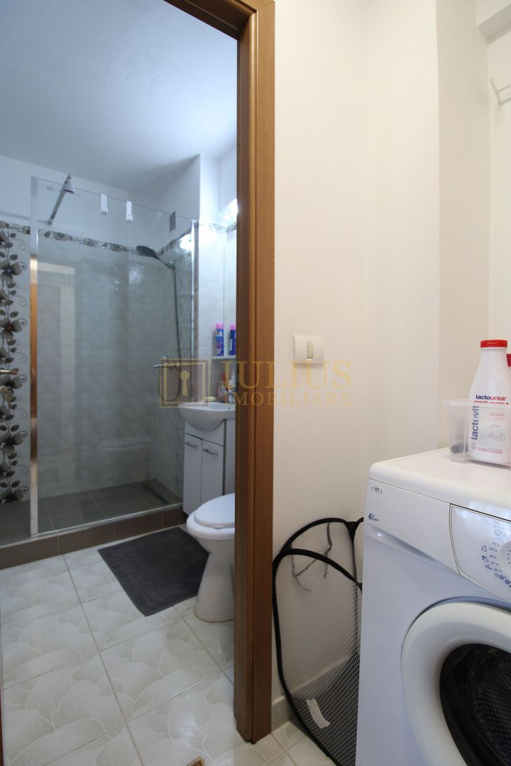 Piata Victoriei, 3 camere, centrala proprie - Poză 13