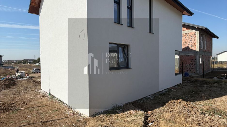 Casa individuala Comuna Berceni / Primaverii / Premium - Poză 2
