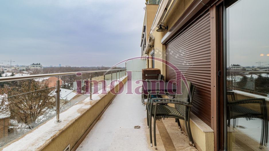 Vanzare- Proprietate splendida cu terasa cu vedere catre parc - Soseaua Nordului - Poză 11