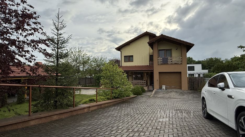 Casa deosebita 6 camere Faget cu teren generos de 1100 m2 - Poză 5