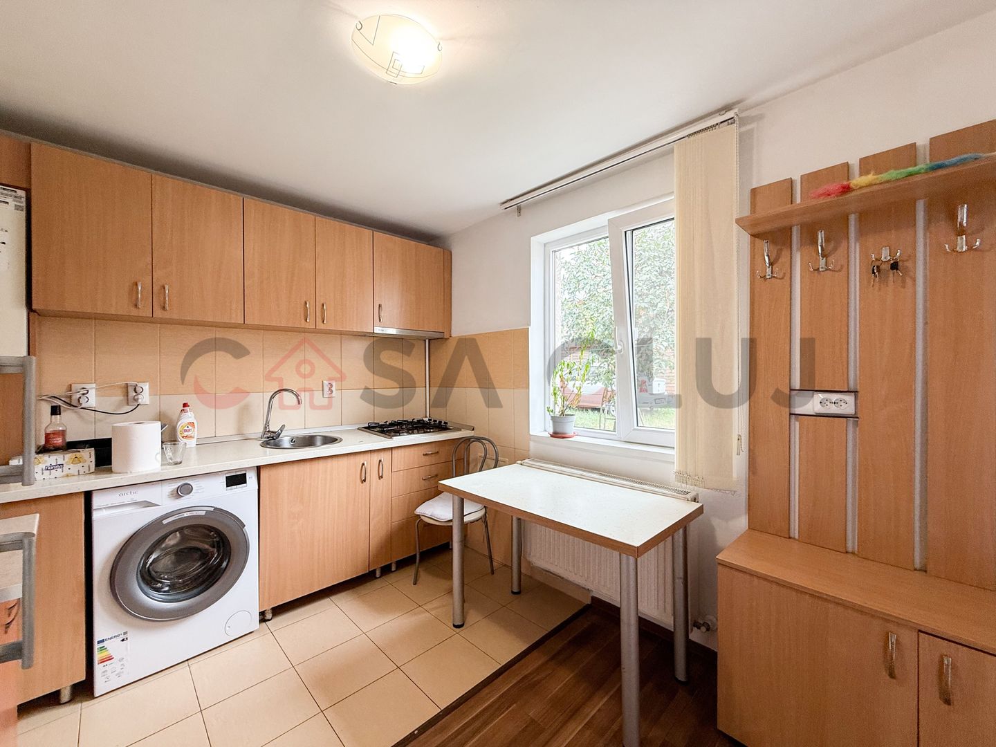 Apartament la casa cu curte si 2 locuri de parcare,Marasesti - Poză 6