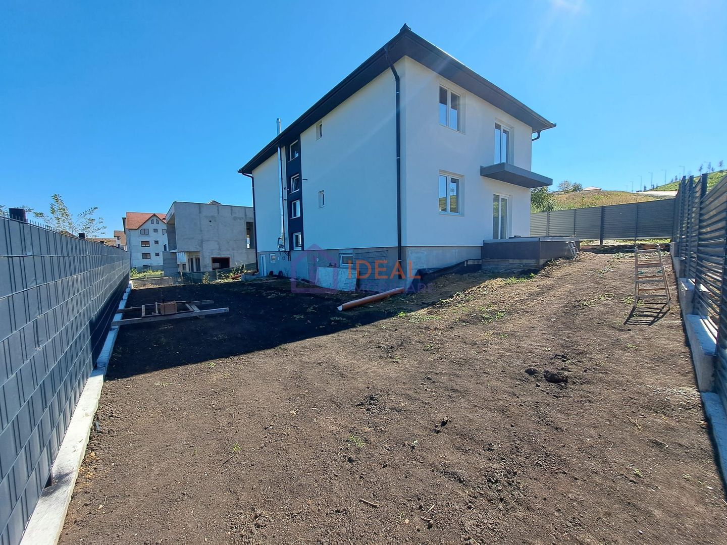 Casa Individuala LA CHEIE cu 250 mp utili, zona Strand - Poză 5