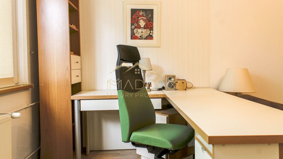 Apartament renovat cu 2 camere langa metrou de închiriat - Poză 2