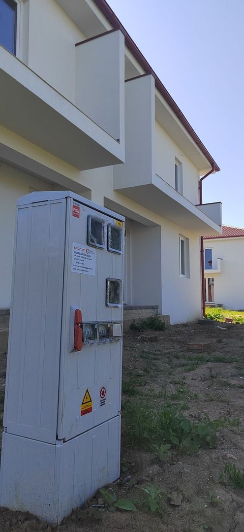 Casă nouă de vânzare - Poză 1