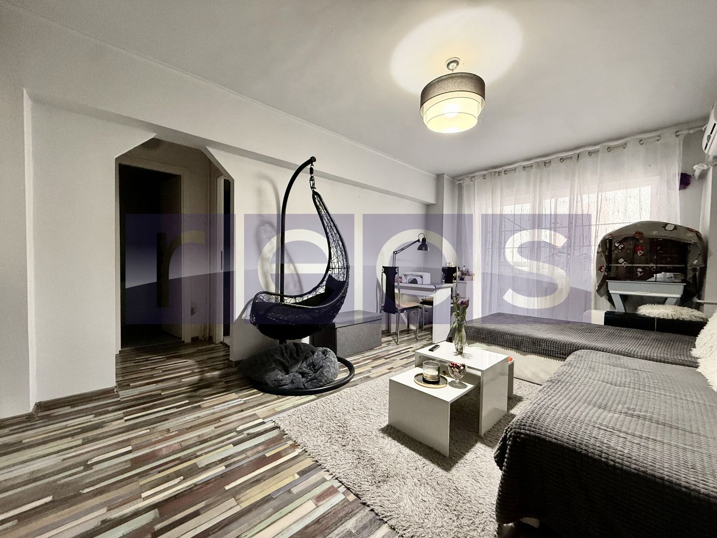 VÂNZARE 3 CAMERE | ZONA TITAN | LOC DE PARCARE - Poză 3