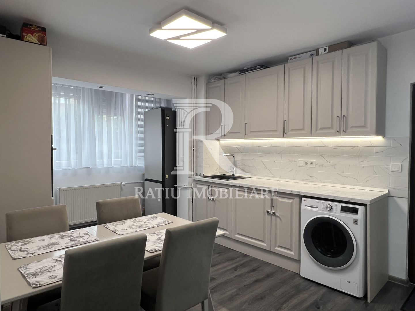 Apartament Premium cu 3 camere | Strada Nufarului | Oradea - Poză 1