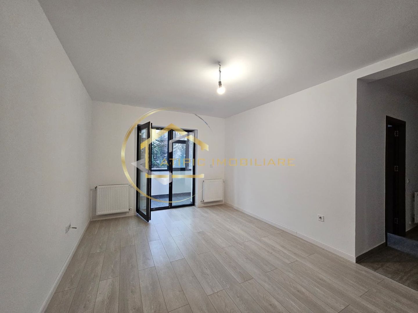 Apartament Nou 2 camere cu loc parcare Valea Lupului - Poză 2