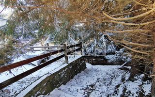 **VANDUT** Casă, Gărâna, munții Semenic, la doi pași de Scenă - Poză 12