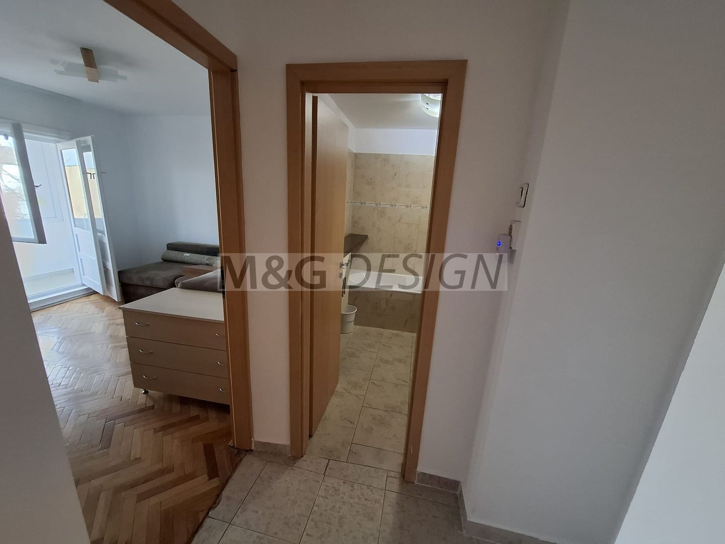 Aradului, 3 camere decomandat, 2 bai - Poză 19