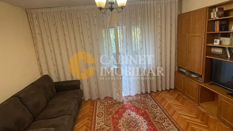 APARTAMENT 3 CAMERE - PODUL DE FIER decomandat - Poză 1