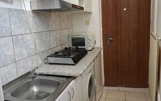 Garsonieră la vilă, intrare separată, în Centru - UMF N. Leon, Iași - Poză 5